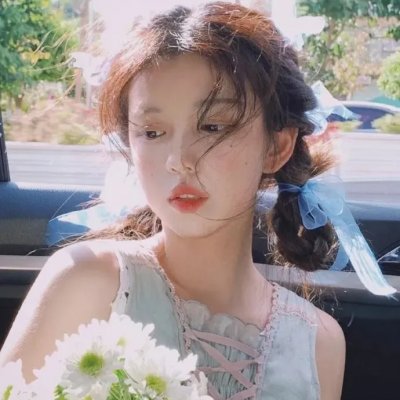 三个盗贼和狮子